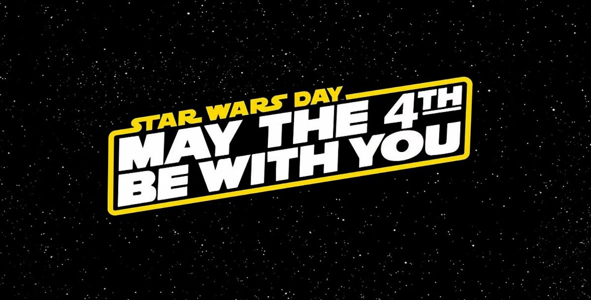Sobre un fondo negro estrellado se puede leer «Star Wars Day, May the 4th be with you»